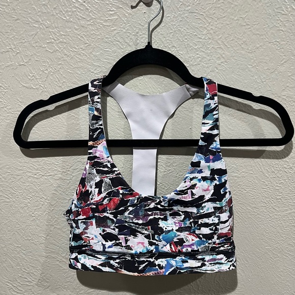 lululemon athletica Other - lululemon athletica break free bra is culture clash Size 6 EUC Multicolor